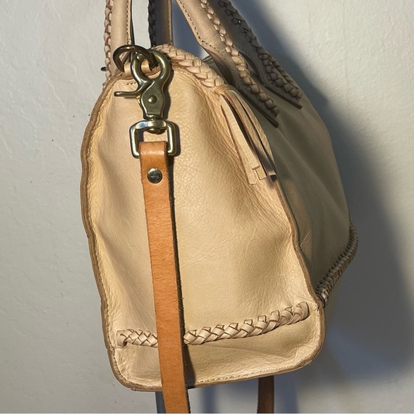 Lucky Brand Natural Leather shoulder bag - Picture 3 of 12